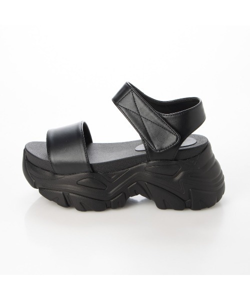 Mafmof(マフモフ)の「Mafmof(マフモフ)厚底ボリュームソールスポーツサンダル(サンダル・レディース・ブラック/ホワイト・S/L/M/LL)」の15枚目の写真