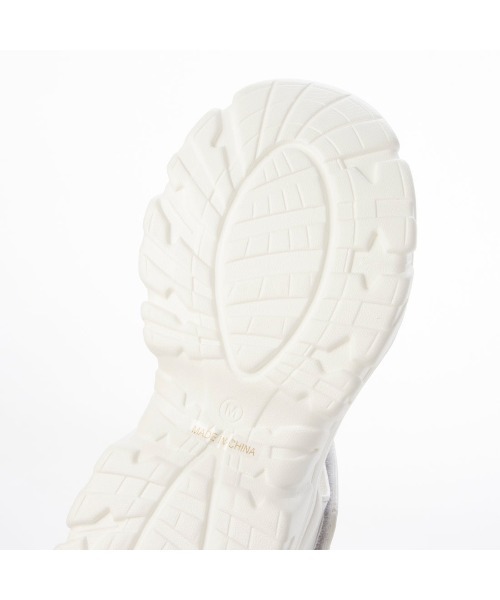 Mafmof(マフモフ)の「Mafmof(マフモフ)厚底ボリュームソールスポーツサンダル(サンダル・レディース・ブラック/ホワイト・S/L/M/LL)」の4枚目の写真