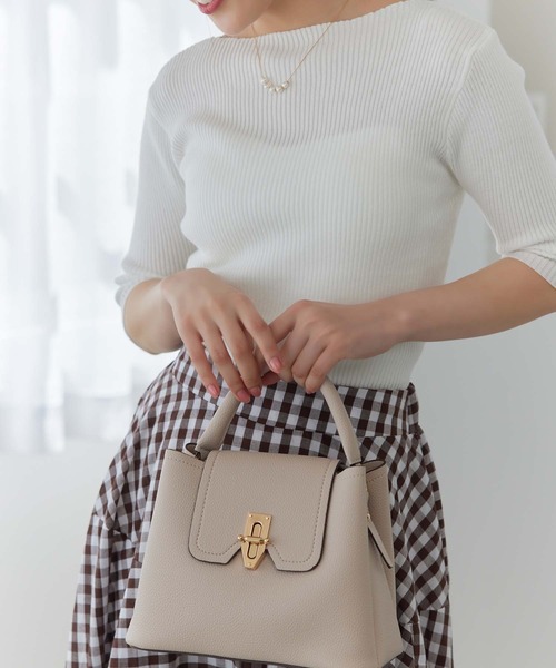 Edit Sheen(エディットシーン)の「トップハンドルフラップスクエアバッグ(ショルダーバッグ・レディース・ベージュ/ホワイト/イエロー/ラベンダー/ブラック・FREE)」の3枚目の写真