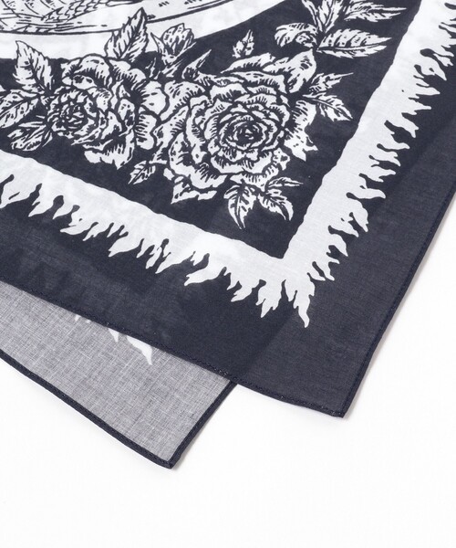 BEAMS T（ビームスティー）の「HIROTTON × BEAMS T / bandana（バンダナ/スカーフ・メンズ・ネイビー・ONE SIZE）」の3枚目の写真