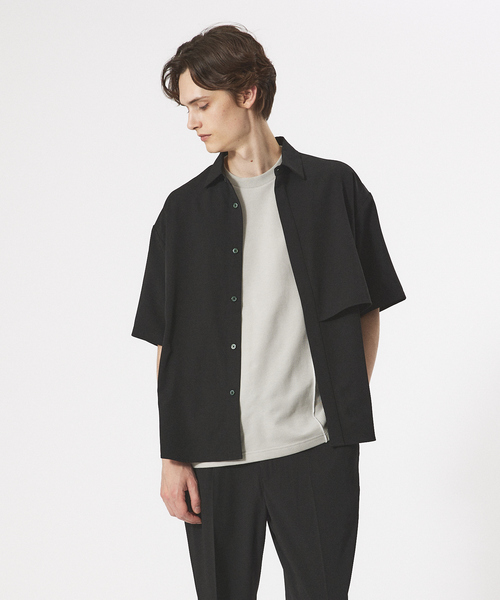 AH ABAHOUSE（エーエイチアバハウス）の「【AH ABAHOUSE/ セットアップ対応】トロミ生地 ヨークデザイン 半袖シャツ（シャツ/ブラウス・メンズ・グレイッシュベージュ/ブラック/グレイッシュブルー/チャコールグレー・46/48）」の16枚目の写真