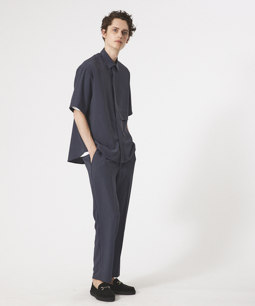 AH ABAHOUSE（エーエイチアバハウス）の「【AH ABAHOUSE/ セットアップ対応】トロミ生地 ヨークデザイン 半袖シャツ（シャツ/ブラウス・メンズ・グレイッシュベージュ/ブラック/グレイッシュブルー/チャコールグレー・46/48）」の21枚目の写真