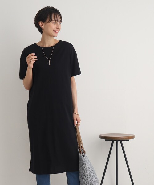 SHOO・LA・RUE（シューラルー）の「◆【接触冷感】Iラインシルエットですっきり見え ロングTシャツワンピース（ワンピース・レディース・ライトグレー/ライトブルー/ブラック・02/03/04）」の13枚目の写真