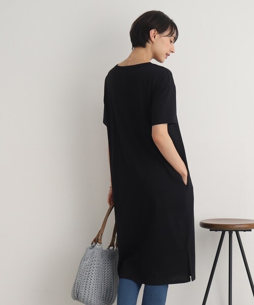 SHOO・LA・RUE（シューラルー）の「◆【接触冷感】Iラインシルエットですっきり見え ロングTシャツワンピース（ワンピース・レディース・ライトグレー/ライトブルー/ブラック・02/03/04）」の15枚目の写真