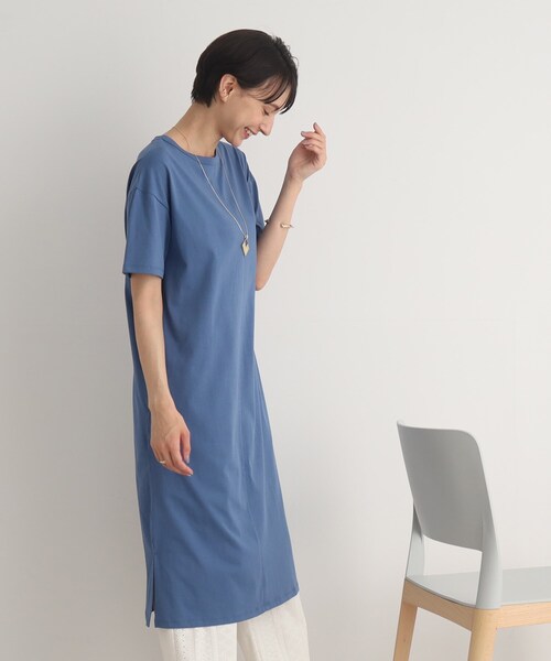 SHOO・LA・RUE（シューラルー）の「◆【接触冷感】Iラインシルエットですっきり見え ロングTシャツワンピース（ワンピース・レディース・ライトグレー/ライトブルー/ブラック・02/03/04）」の19枚目の写真