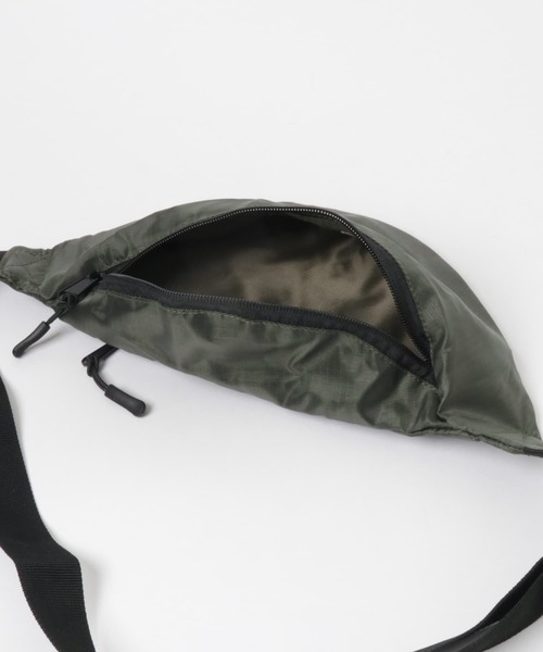THE GOODLAND MARKET(ザグッドランドマーケット)の「『別注』PARKS PROJECT×TGM WAIST BAG(ボディバッグ/ウエストポーチ・メンズ・グレー/ホワイト・ONE)」の10枚目の写真
