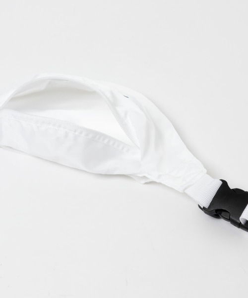 THE GOODLAND MARKET(ザグッドランドマーケット)の「『別注』PARKS PROJECT×TGM WAIST BAG(ボディバッグ/ウエストポーチ・メンズ・グレー/ホワイト・ONE)」の13枚目の写真