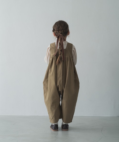 riziere（リジェール）の「胸切り替えギャザーサロペット（つなぎ/オールインワン・キッズ・チャコールグレー/グリーン系その他/ベージュ系その他・120/90/100/130/110/80）」の21枚目の写真