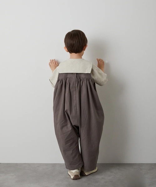 riziere（リジェール）の「胸切り替えギャザーサロペット（つなぎ/オールインワン・キッズ・チャコールグレー/グリーン系その他/ベージュ系その他・120/90/100/130/110/80）」の5枚目の写真
