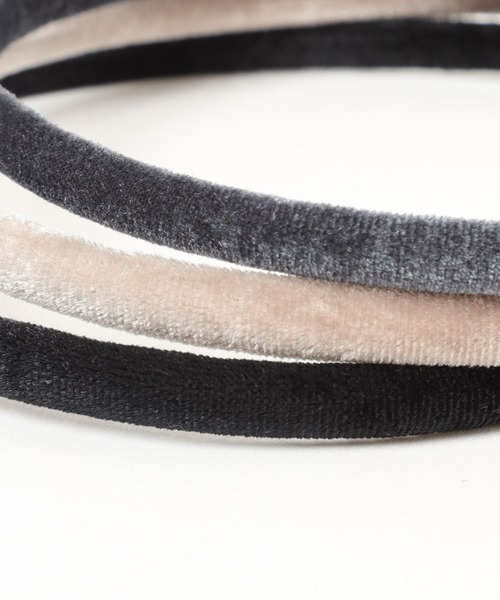 Andemiu（アンデミュウ）の「ベロアカチューシャ980235（カチューシャ・レディース・グレー/ベージュ/ブラック・FREE）」の5枚目の写真