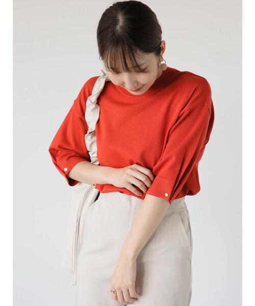 Te chichi TERRASSE(テチチテラス)の「袖タックボタンニット(ニット/セーター・レディース・ベージュ/ブルー/ブラック/レッド・F)」の5枚目の写真