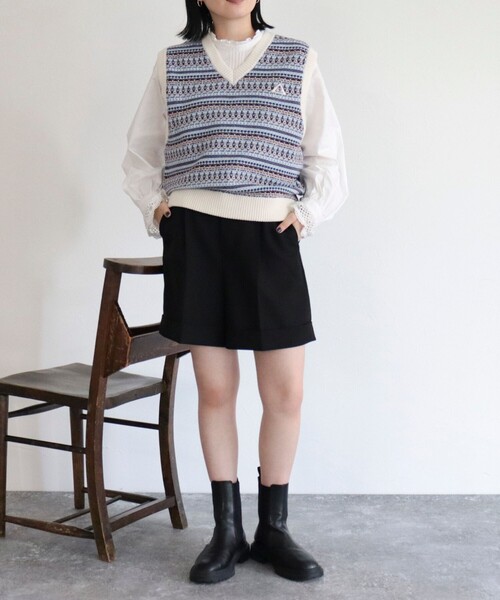 GEVACO(ゲバコ)の「【GEVACO/ゲバコ】ジャガードニットベスト(ベスト・レディース・ベージュ系その他/ブルー系その他/ホワイト系その他・38)」の6枚目の写真