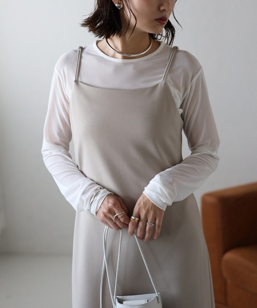 Bonjour Sagan(ボンジュールサガン)の「シアーチュールボートネックプルオーバー(Tシャツ/カットソー・レディース・オフホワイト/ブラック/ベージュ・FREE)」の2枚目の写真