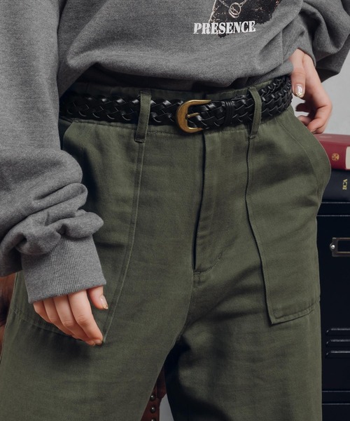 MUHET（ミュエータ）の「編み込みメッシュベルト（ベルト・レディース・ブラック/ダークブラウン・FREE）」の14枚目の写真