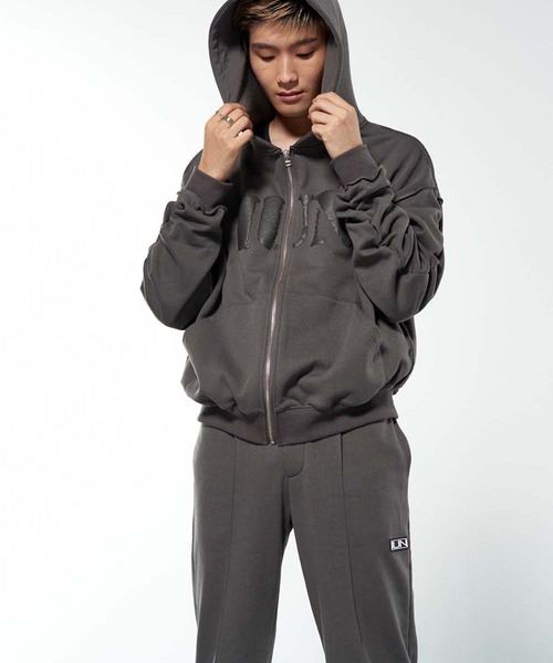 IUNLEASH　パーカー IUNLEASH（アンリーシュ）の「IUN ZIP PARKER（パーカー）」 - WEAR