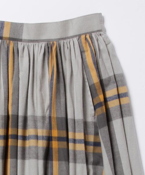 BEAMS BOY（ビームスボーイ）の「BEAMS BOY / ビッグ タータンチェック サーキュラースカート 15FW（スカート・レディース・グレー/ワイン/ネイビー・ONE SIZE）」の8枚目の写真