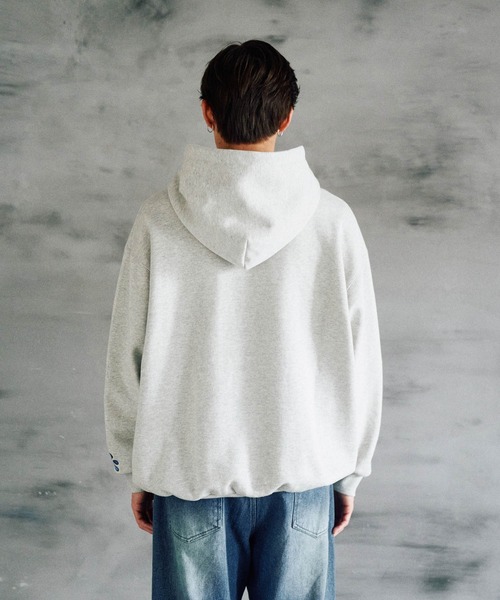 珍品/wallo/ワロウ/リバーシブルパーカー Remember.（リメンバー）の「Wave & Flower Embroidery Hoodie