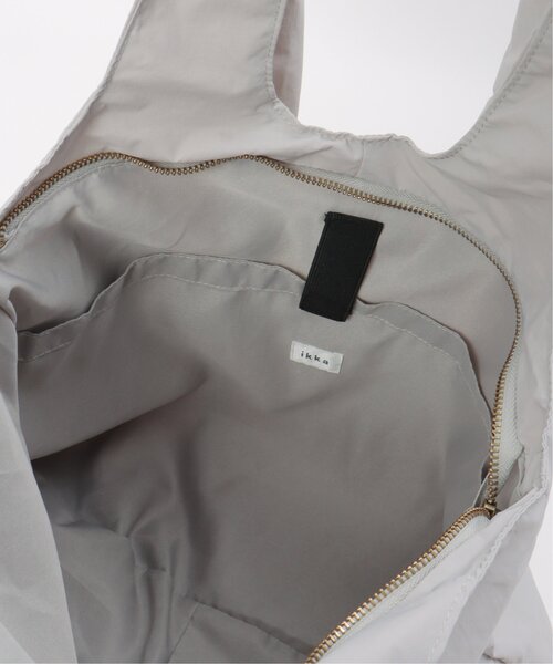 ikka(イッカ)の「撥水ワッシャー肩掛けトートバッグ(トートバッグ・レディース・オフホワイト/グレー/オレンジ/ブラック・FREE)」の19枚目の写真