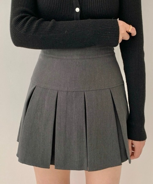 LADY LIKE（レディライク）の「ボックスプリーツミニ丈スカート（スカート・レディース・グレー/ブラック/ベージュ/ブラウン/ネイビー・M/S/L）」の20枚目の写真
