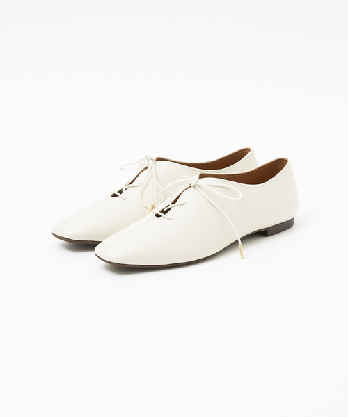 Au BANNISTER（オゥバニスター）の「レースアップソフトシューズ（ドレスシューズ・レディース・ブラック/アイボリー/クリーム・39/35/36/37/38）」の20枚目の写真