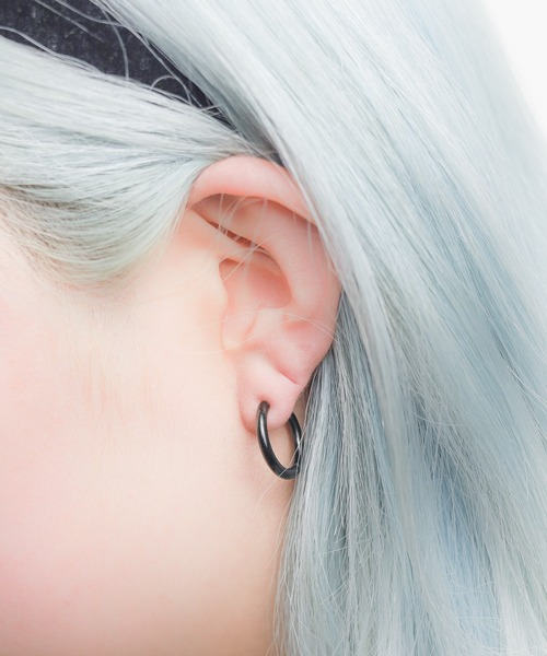 Mag.（マグ）の「Stainless Hoop Ear Crip 14mm（イヤリング・レディース・ゴールド/シルバー/ブラック・FREE）」の9枚目の写真