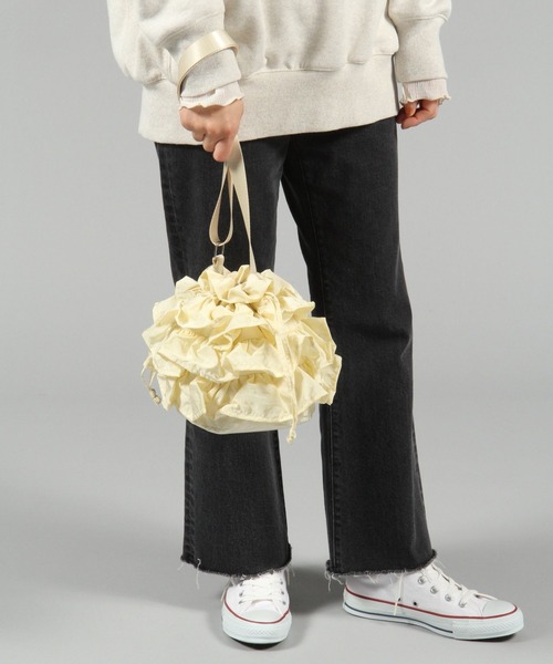 niko and...(ニコアンド)の「オリジナルフリルショルダーバッグ(ショルダーバッグ・レディース・ブルー/ブラック/アイボリー・0)」の17枚目の写真