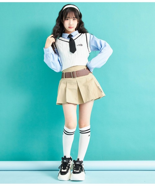 ANAP GiRL(アナップガール)の「AGワッペン付ライン入りニットベスト(ベスト・キッズ・ネイビー/オフホワイト・XS/S/M)」の4枚目の写真