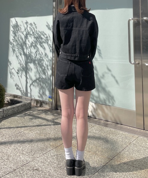 one way(ワンウェイ)の「【セットアップ対応】ハート刺繍デニムショートパンツ(デニムパンツ・レディース・ダークブルー/ホワイト/ブラック・SMALL/MEDIUM)」の11枚目の写真