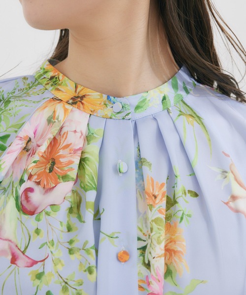 KATHARINE ROSS（キャサリンロス）の「【KATHARINE ROSS】KATHARINE ROSS×ex. flower shop＆laboratoryコラボレーションプリントブラウス（シャツ/ブラウス・レディース・アイボリー/ブルー・MEDIUM）」の15枚目の写真