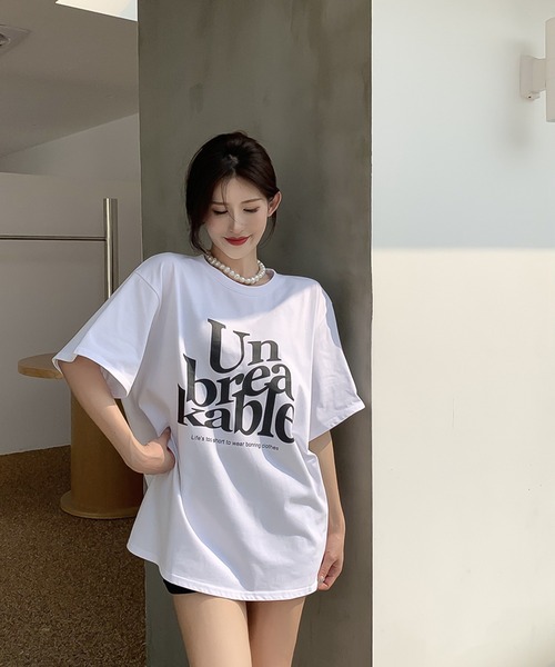 Bifrost(ビフレスト)の「ビッグロゴプリントオーバーサイズTシャツ(Tシャツ/カットソー・レディース・モカ/ホワイト/レッド/ブラック・FREE)」の10枚目の写真