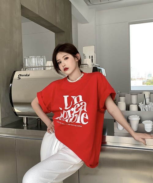 Bifrost(ビフレスト)の「ビッグロゴプリントオーバーサイズTシャツ(Tシャツ/カットソー・レディース・モカ/ホワイト/レッド/ブラック・FREE)」の15枚目の写真