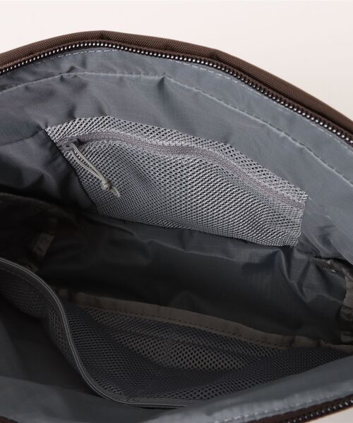 THE NORTH FACE(ザノースフェイス)の「【THE NORTH FACE/ザ ノースフェイス】CAPELLA 5(ショルダーバッグ・メンズ・ストーン/ブラック/インディゴブルー/ボルドー/グレー/グリーン/ブラウン/ダークブルー/アイボリー/ブルー・FREE)」の22枚目の写真