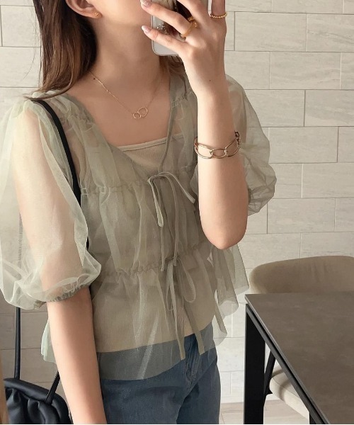 archives(アルシーヴ)の「2wayリボンラメチュールTOPS(シャツ/ブラウス・レディース・グリーン/アイボリー/ブラック/モカ・MEDIUM)」の4枚目の写真