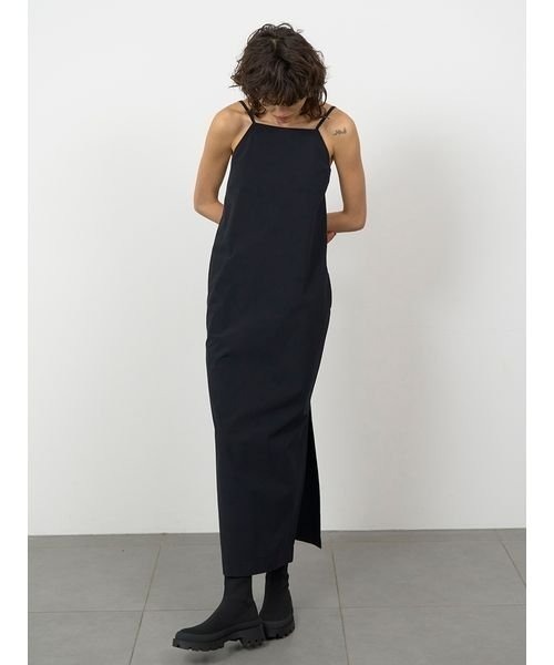 styling/（スタイリング）の「【S/S(エスバイエス)】＜ウォッシャブル・UVカット＞キャミソールドレス（ワンピース・レディース・ベージュ/ブラック・1/0）」の2枚目の写真