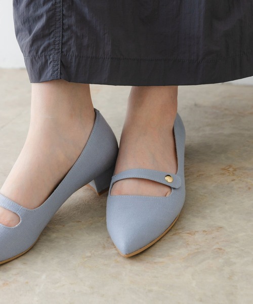 RODE SKO（ロデスコ）の「ポインテッドストラップパンプス（パンプス・レディース・ブラック/ライトブルー/アイボリー・36/38/37）」の7枚目の写真