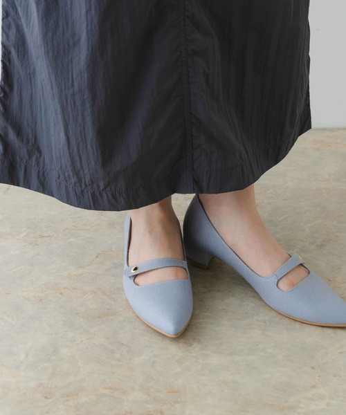 RODE SKO（ロデスコ）の「ポインテッドストラップパンプス（パンプス・レディース・ブラック/ライトブルー/アイボリー・36/38/37）」の11枚目の写真