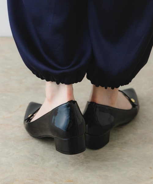 RODE SKO（ロデスコ）の「ポインテッドストラップパンプス（パンプス・レディース・ブラック/ライトブルー/アイボリー・36/38/37）」の19枚目の写真