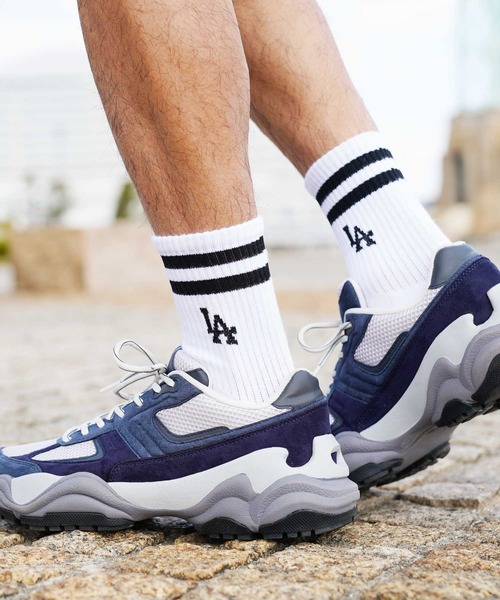MLB(メジャーリーグベースボール)の「MLB(メジャーリーグベースボール) MLB SOCKS LA ロサンゼルス ドジャース ロゴ 靴下(ソックス/靴下・メンズ・ホワイト・MEDIUM)」の1枚目の写真