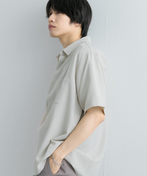 SENSE OF PLACE by URBAN RESEARCH（センスオブプレイスバイアーバンリサーチ）の「『ユニセックス』『UR TECH DRYLUXE』リネンライクシャツ(5分袖)（シャツ/ブラウス・メンズ・ネイビー/チャコールグレー/ライトベージュ/ライトブルー/ブラウン/オレンジ・SMALL/MEDIUM/LARGE）」の16枚目の写真