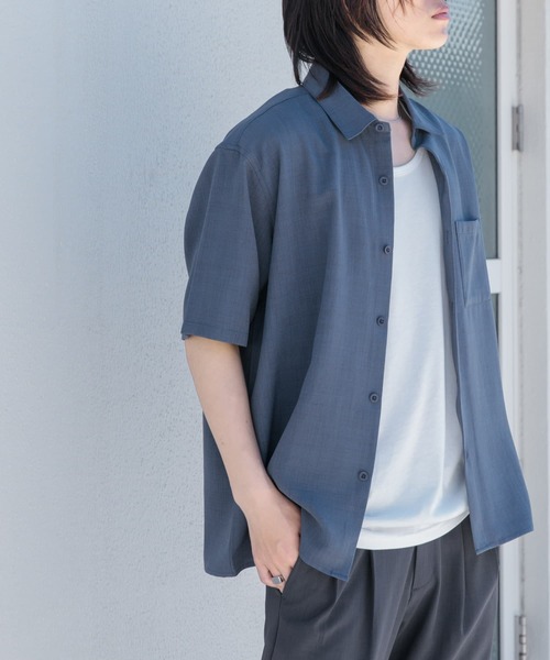 SENSE OF PLACE by URBAN RESEARCH（センスオブプレイスバイアーバンリサーチ）の「『ユニセックス』『UR TECH DRYLUXE』リネンライクシャツ(5分袖)（シャツ/ブラウス・メンズ・ネイビー/チャコールグレー/ライトベージュ/ライトブルー/ブラウン/オレンジ・SMALL/MEDIUM/LARGE）」の21枚目の写真