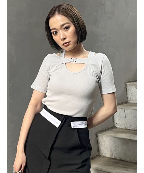 MURUA（ムルーア）の「フロントホックレイヤードテレコトップス（Tシャツ/カットソー・レディース・グレー/ピンク/ホワイト/ブラック・FREE）」の6枚目の写真