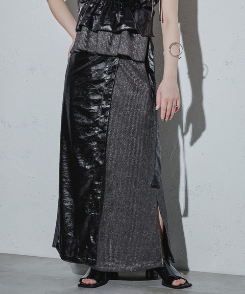 Ezick ANNONIM(エジックアノニム)の「Glossy satin グリッターコンビスカート(スカート・レディース・ブラック/シルバー・FREE)」の18枚目の写真
