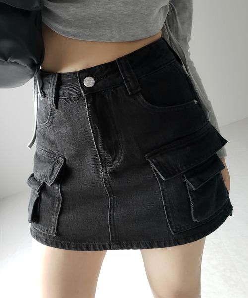 me+em select（ミームセレクト）の「【 ３size ／ ２color 】ダブルポケットヴィンテージカーゴデニムミニスカパン ／ double pocket vintage cargo denim  mini skirt pants（デニムスカート・レディース・ブルー/ブラック・LARGE/MEDIUM/SMALL）」の4枚目の写真