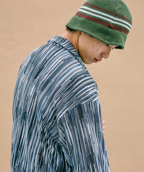 niko and...（ニコアンド）の「プリーツストライプシャツ（シャツ/ブラウス・メンズ・ネイビー/ブラウン・MEDIUM/LARGE）」の16枚目の写真