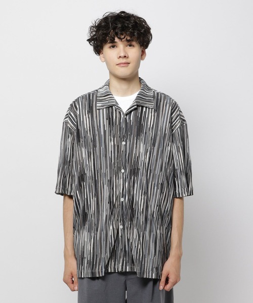 niko and...（ニコアンド）の「プリーツストライプシャツ（シャツ/ブラウス・メンズ・ネイビー/ブラウン・MEDIUM/LARGE）」の10枚目の写真