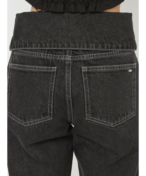 EATME(イートミー)の「折り返しデニムパンツ(デニムパンツ・レディース・ブラック/ブルー・SMALL/MEDIUM)」の16枚目の写真