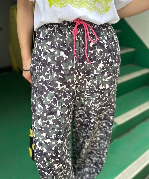 カーキ
model:154cm 着用サイズ:FREE