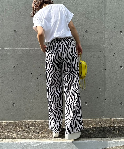 mi via loca（ミヴィアロカ）の「アソート柄イージーパンツ（その他パンツ・レディース・ブラウン/オフホワイト/カーキ・FREE）」の18枚目の写真