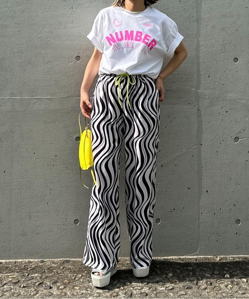 mi via loca（ミヴィアロカ）の「アソート柄イージーパンツ（その他パンツ・レディース・ブラウン/オフホワイト/カーキ・FREE）」の16枚目の写真