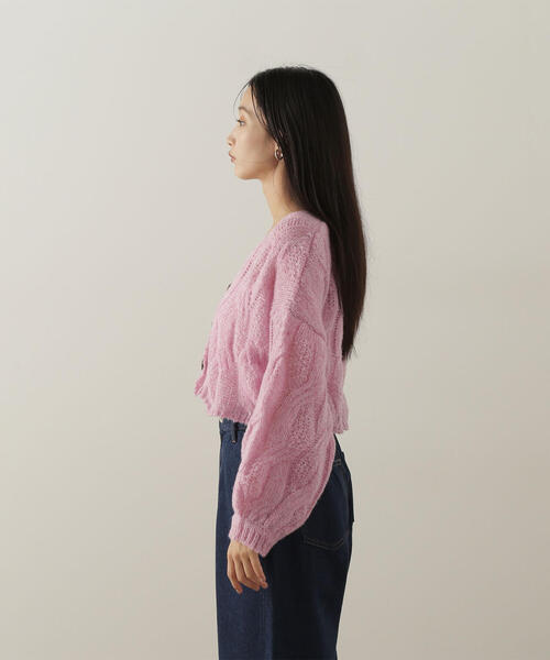 NATURAL BEAUTY BASIC（ナチュラルビューティーベーシック）の「◇クロップドケーブルニットカーディガン（カーディガン/ボレロ・レディース・ピンク/ベージュ/グレー・FREE）」の19枚目の写真